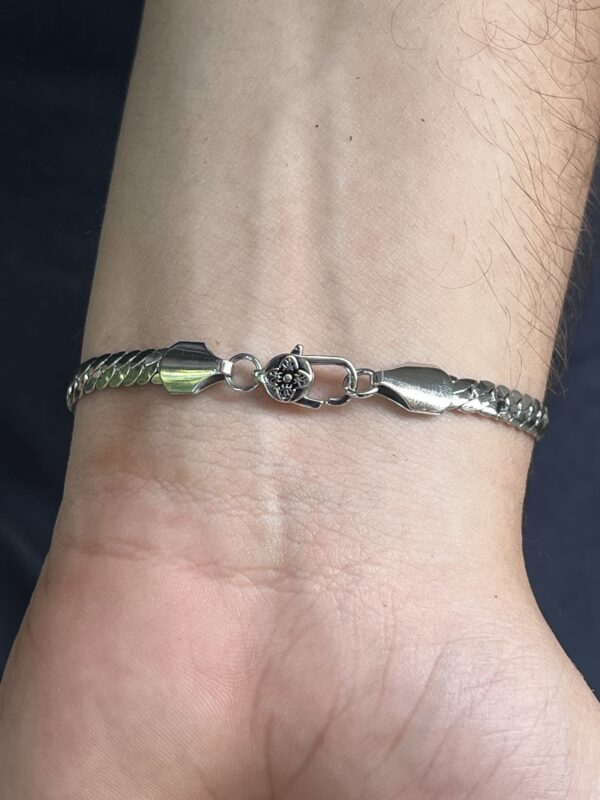 Pulsera Hierro