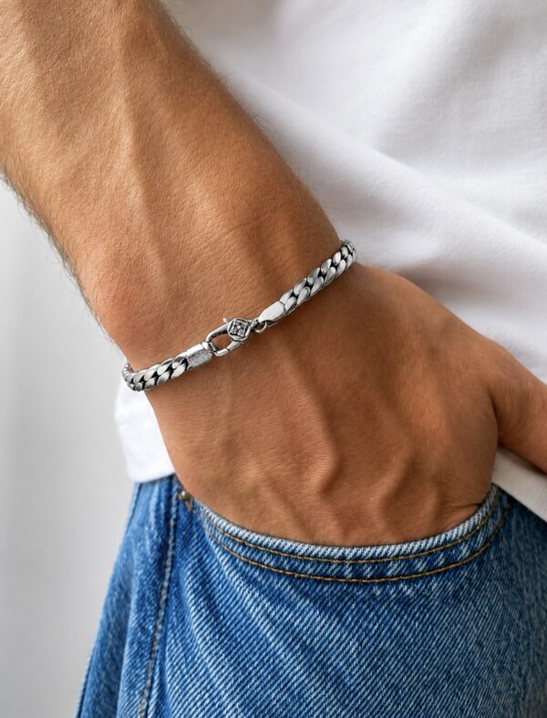 Pulsera Hierro